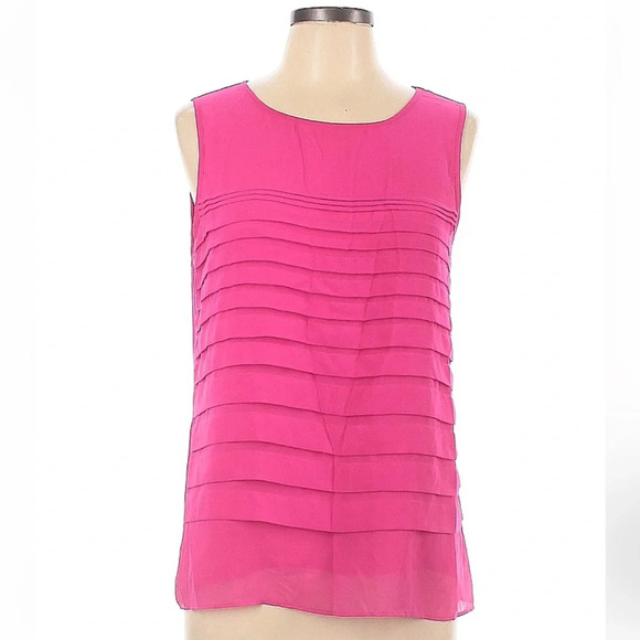 Dana Buchman Tops - Dana Buchman Sleeveless Top L
